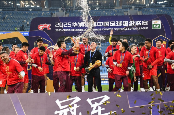 天载配资 海港是虐菜冠军？赛季初不被看好，却成为屈指可数的三连冠